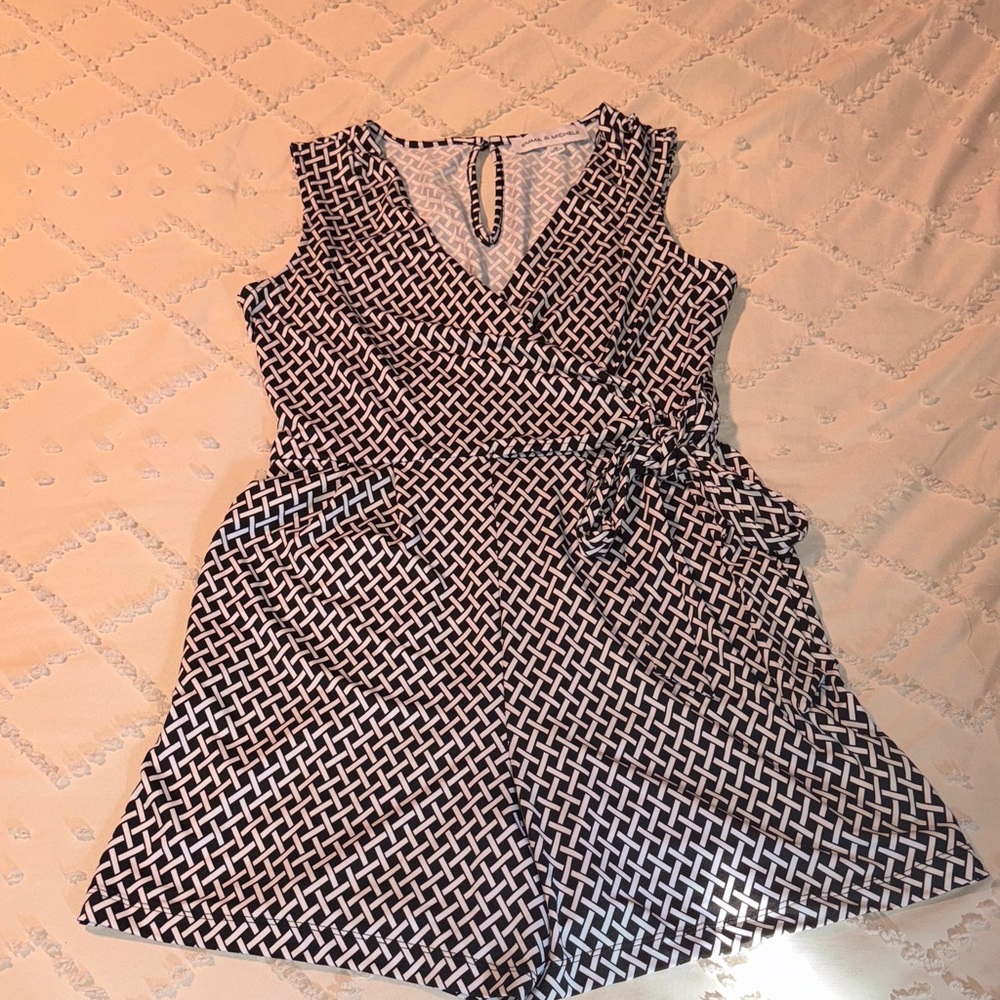 Black and White Sleeveless Wrap Dress